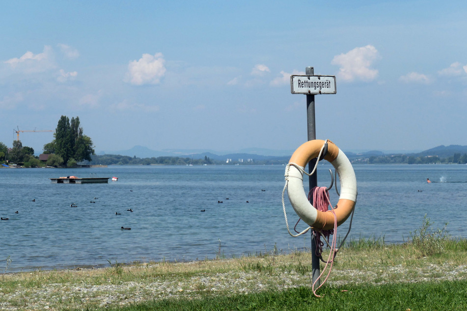 Immer wieder ertrinken Menschen beim Schwimmen in Flüssen und Seen.