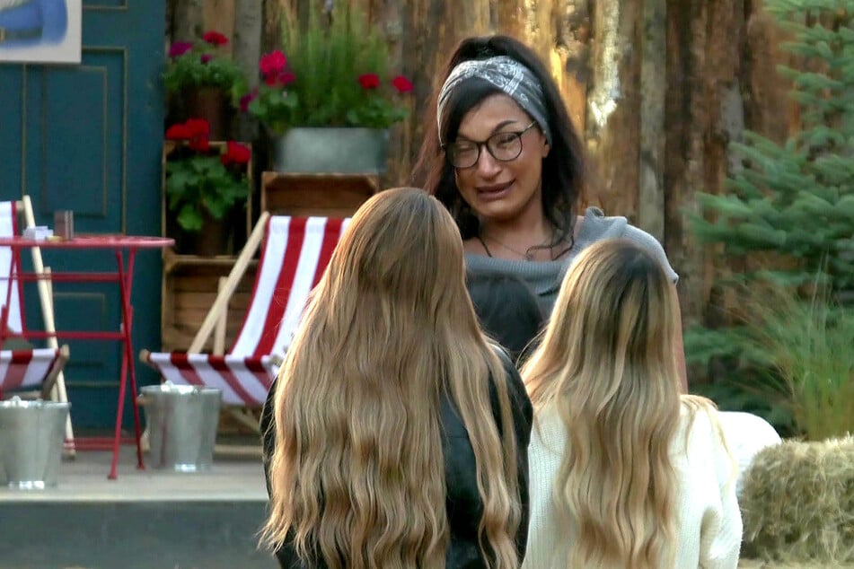 Chelsea Montgomery aka "Muddern" (28) soll ein Spiel verraten haben. Dafür wird sie disqualifiziert.