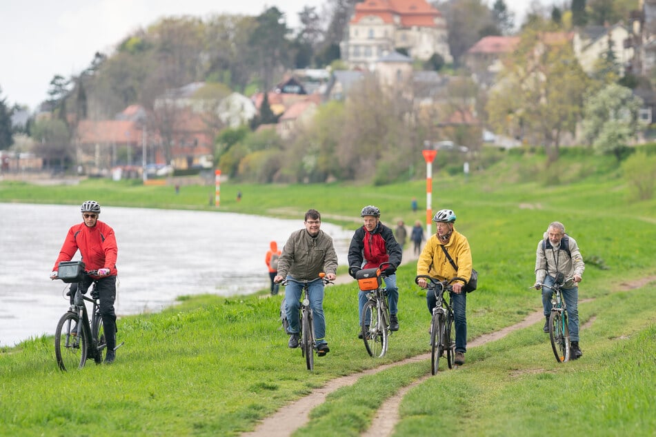 Lücken im Elberadweg gehören endlich geschlossen, fordert der ADFC.
