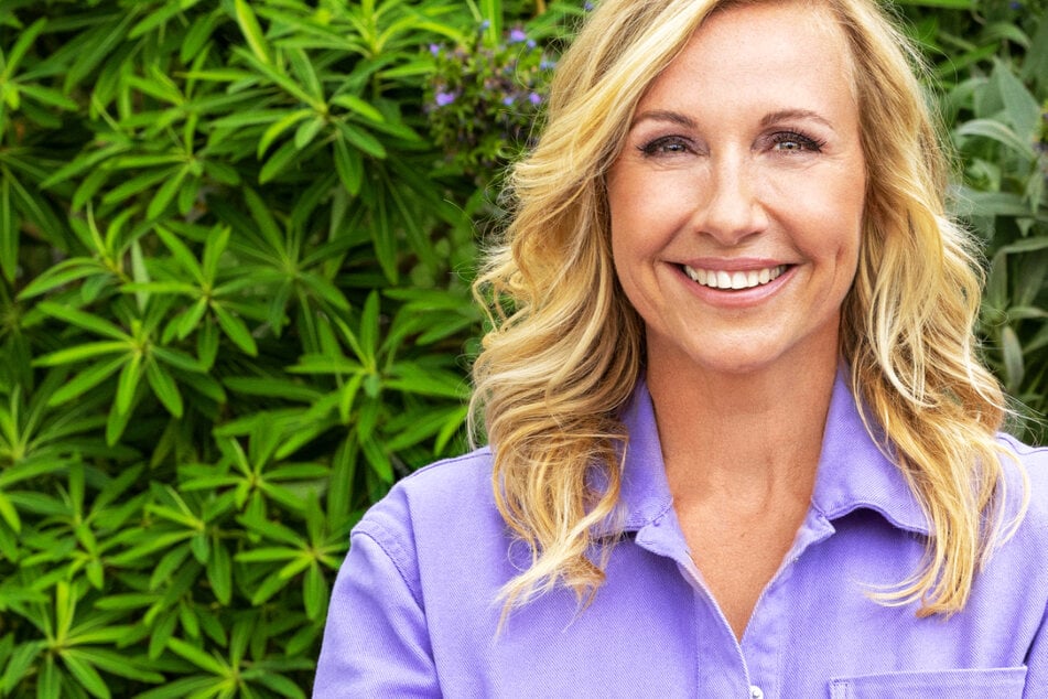 Die frühere Leistungsschwimmerin Andrea "Kiwi" Kiewel (60) erlebt in diesem Sommer ihre 25. Saison als Moderatorin des ZDF-Fernsehgartens.