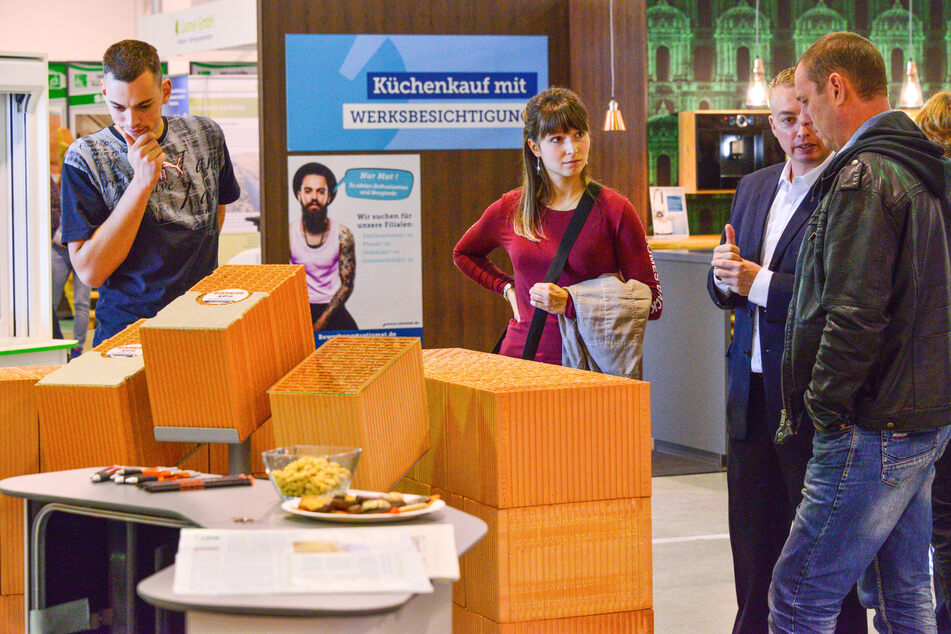 Zwei Tage lang habt Ihr die Chance, Euch umfassend zum Thema "Bauen kaufen Wohnen" von Immobilien zu infomieren.