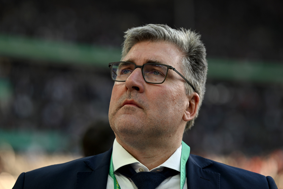 Eintrachts Vorstandssprecher Axel Hellmann (52) ist nur bedingt zufrieden mit dem Vereinsjahr 2023.