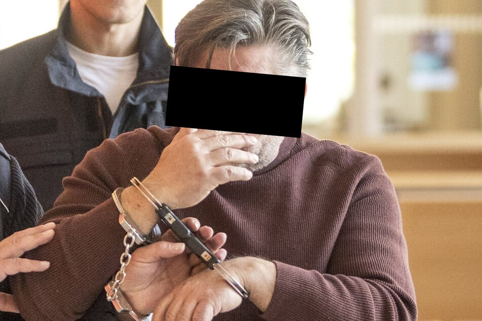 Daniel K. (54) reiste im Dezember von Frankfurt am Main nach Dresden, um hier Geld abzuzocken. Doch er machte die Rechnung ohne sein "Opfer".