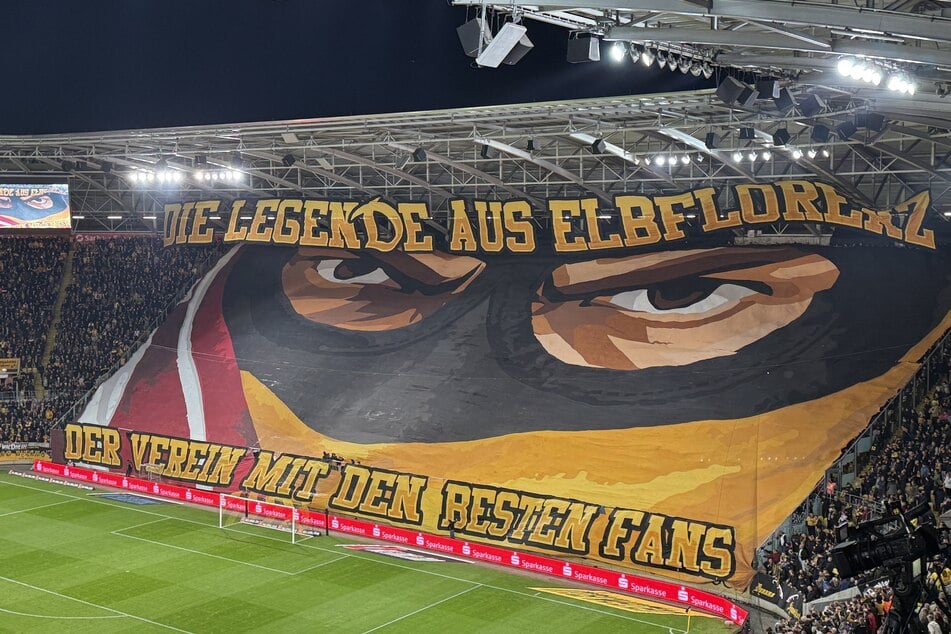 Die Choreo vor dem Spiel.