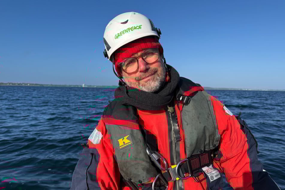 Meeresbiologe Thilo Maack klärt um 14 Uhr über das weitere Vorgehen auf.