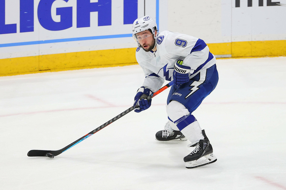 Lightning center Tyler Johnson scored two goals in Tampa's big Game 3 win on Friday night.