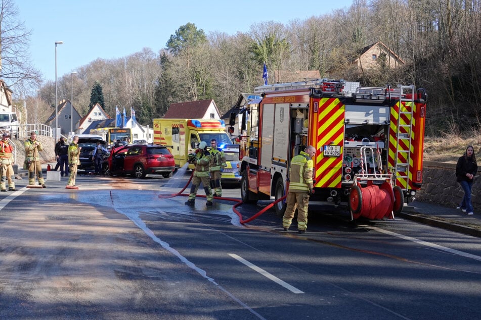 Feuerwehr, Polizei und Rettungsdienst waren vor Ort im Einsatz.