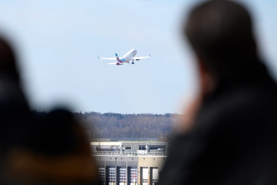 Für einen bestimmten Bereich in Hamburg gibt es auch eine Flugverbotszone. (Symbolbild)