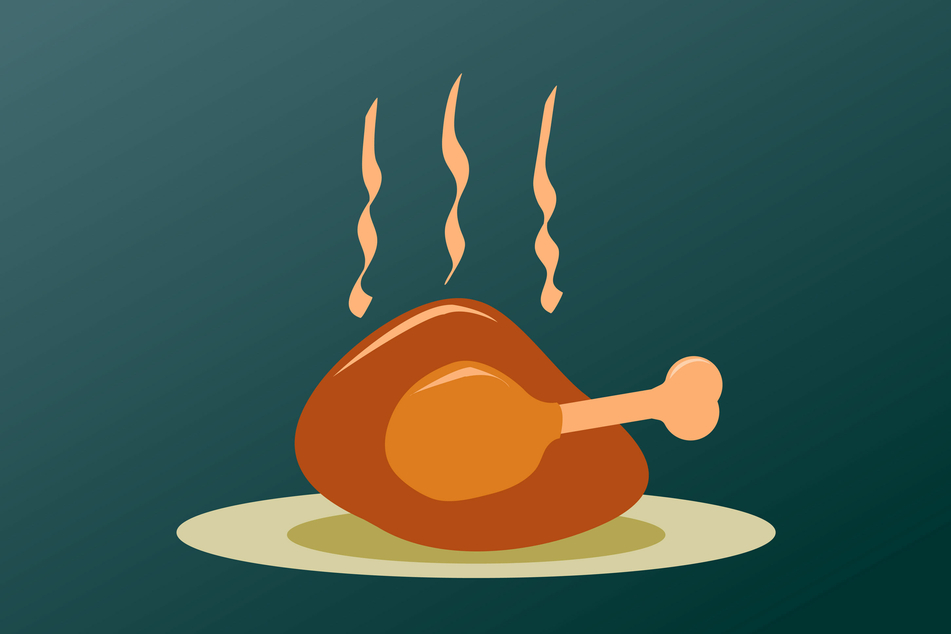 The CDC recommend that you eat your meal outside if you have a Thanksgiving gathering.