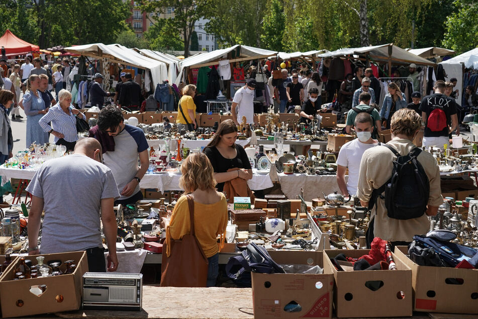 Bei angenehmen Temperaturen um 20 Grad soll es am Sonntag in Köln auch trocken bleiben - perfektes Flohmarkt-Wetter! (Archivbild)