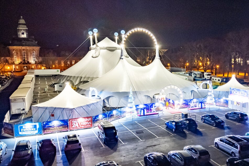 Ab 18. Dezember verzaubert der Sachsenpalast Weihnachtszirkus das Publikum in Chemnitz und Zwickau mit seiner besonderen Show.