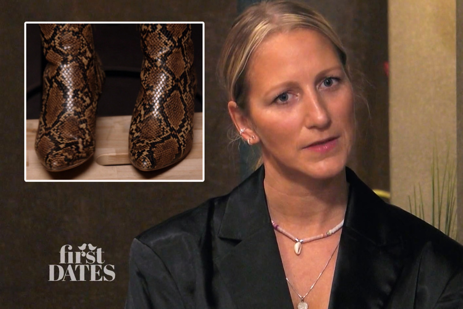 Denise (37) erscheint im Blazer und mit Stiefeletten im Schlangenleder-Look zum Date.