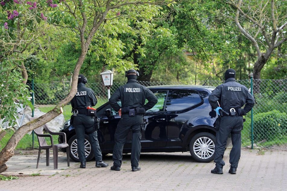 Die Polizisten sicherten Spuren wie Technik und Werkzeug.