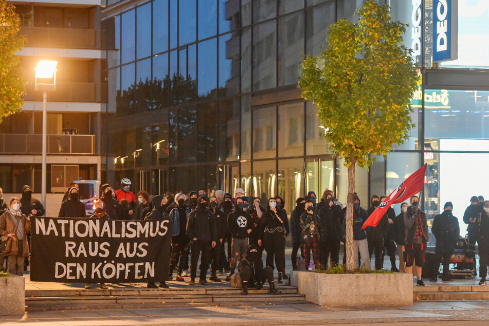 Rund 150 Menschen kamen zur Gegendemonstration.