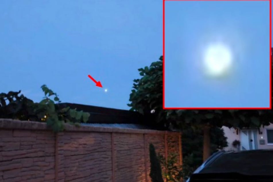 Dieses Bild knipste ein Zeuge am Abend des 25. August über Großenhain. Bislang ist unklar, worum es sich bei dieser Lichterscheinung handelt.
