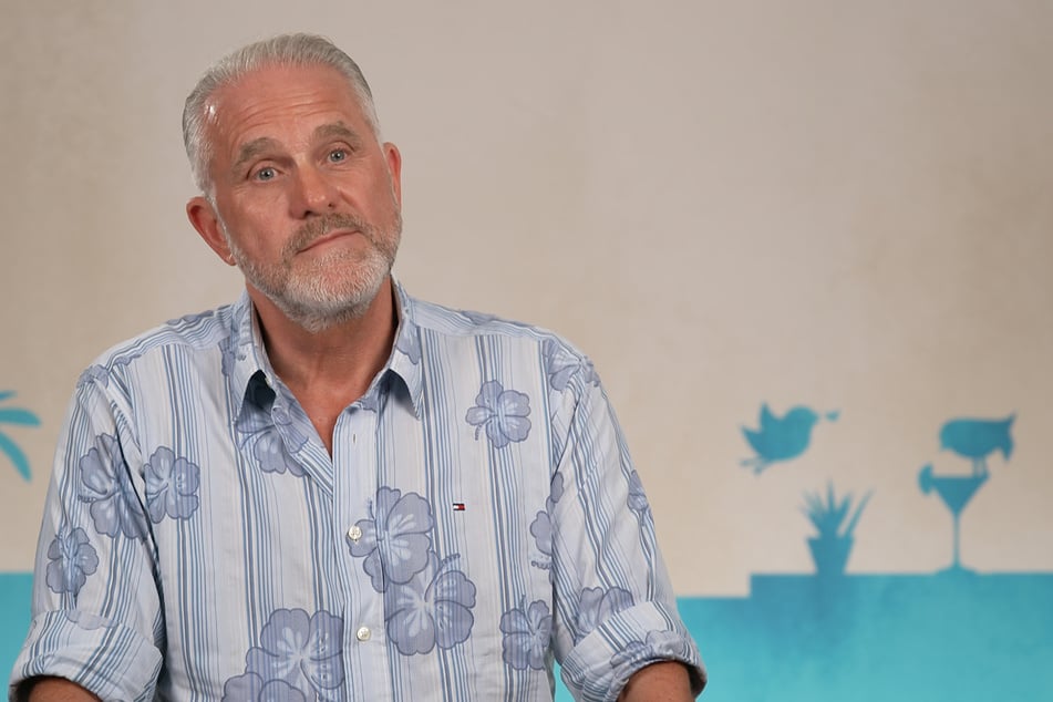 Martin (62) macht sich mit seiner "Besserwisserei", wie er es beschreibt, bei seiner Date-Partnerin extrem unbeliebt.