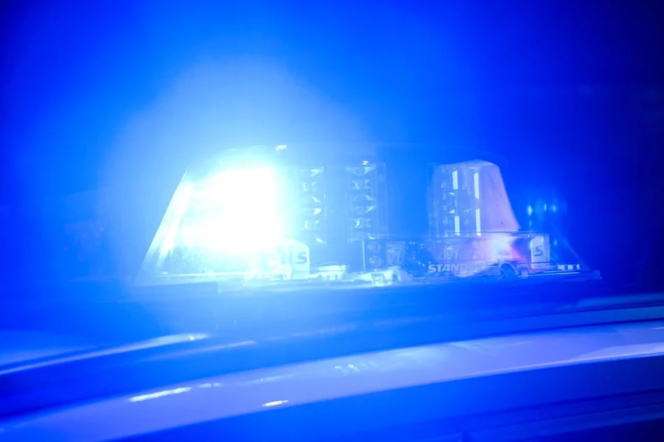 Berlin: Gullydeckel-Coup: Einbrecher-Duo plündert Supermarkt