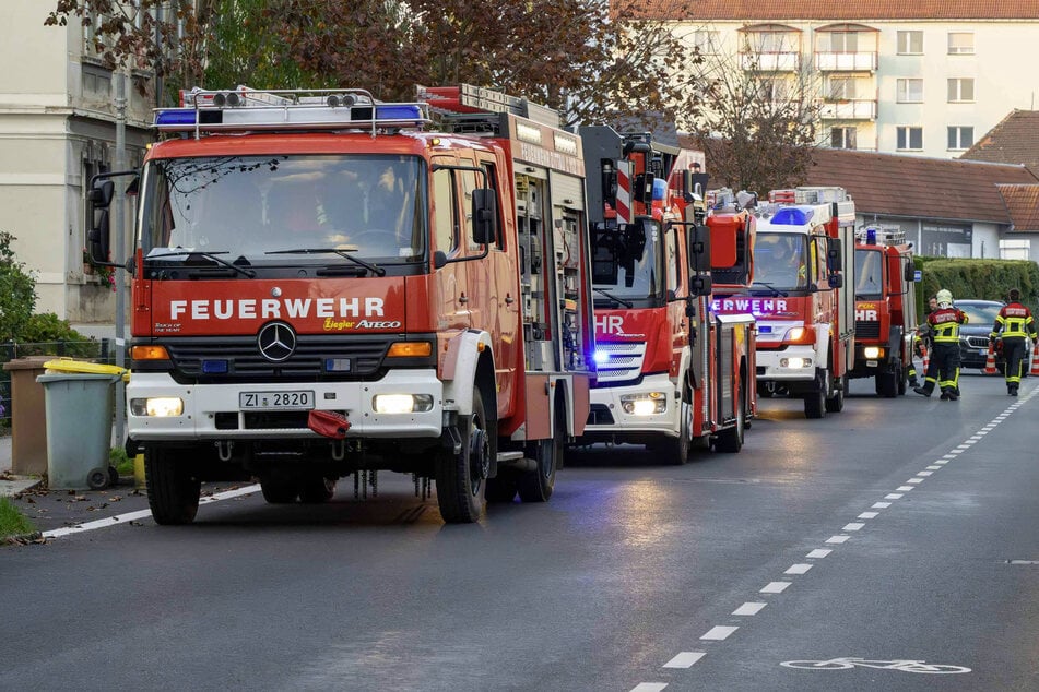 Das Piepsen des Rauchmelders rief die Kameraden der Feuerwehr auf den Plan.