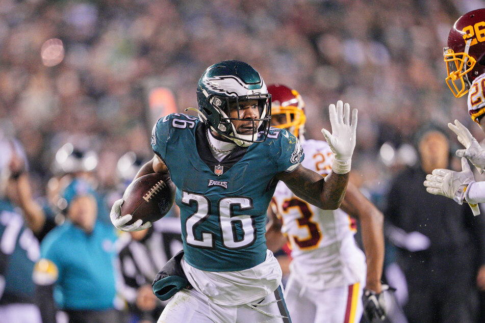 Eagles running back Miles Sanders rushed for a team-high 131 yards on Tuesday night.