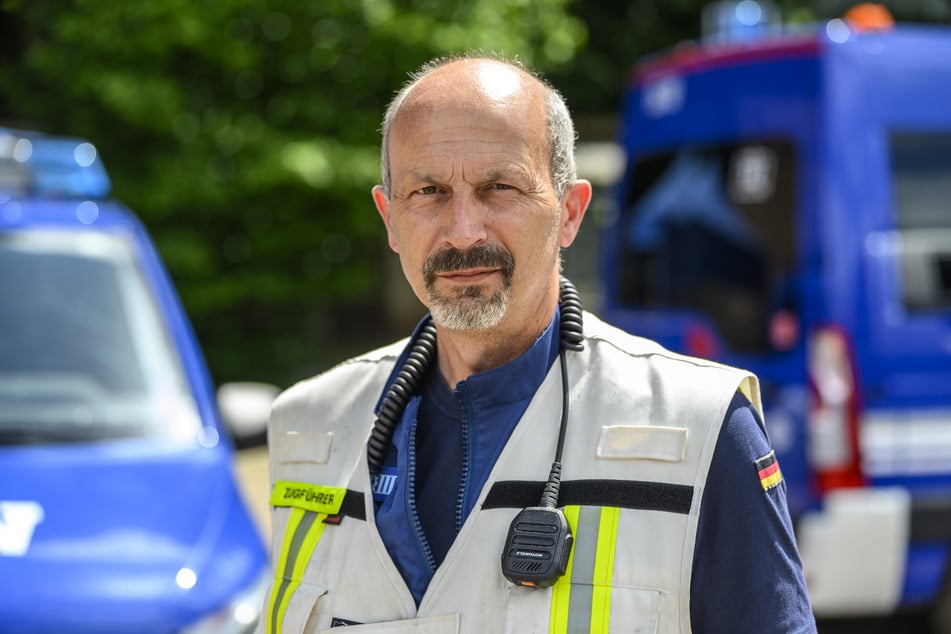 THW-Einsatzleiter Thomas Rothe (55): "Das Haus ist nicht mehr bewohnbar."