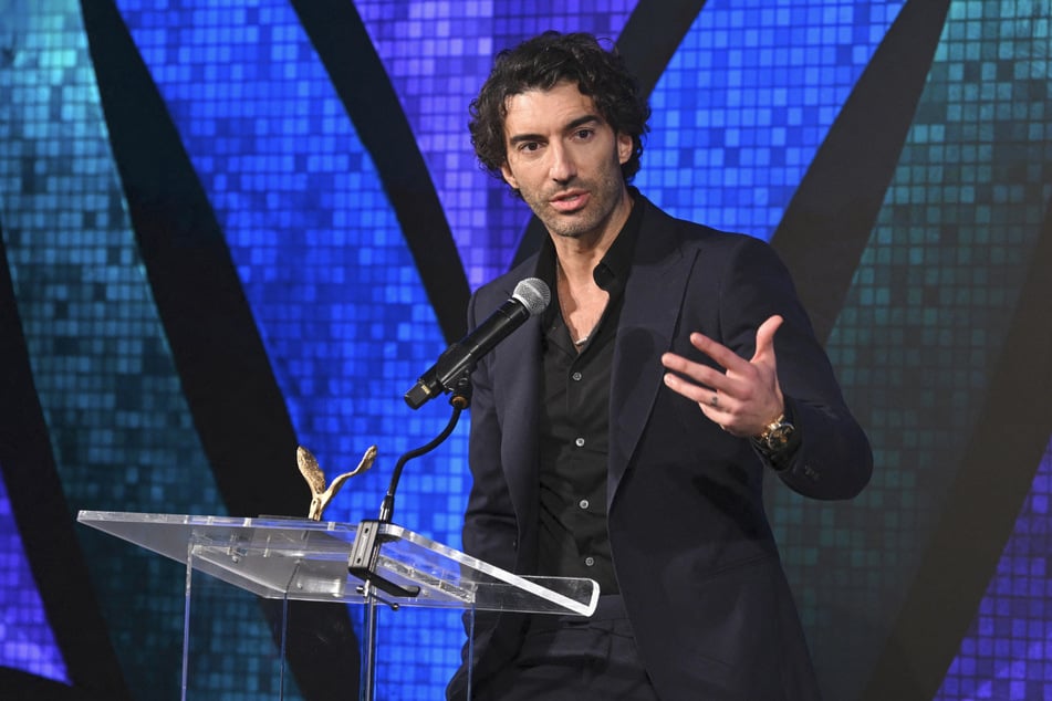 Justin Baldoni (40) fordert 250 Millionen Dollar von der New York Times.