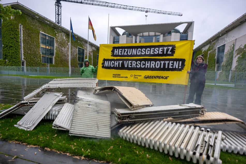 Kritiker sehen die deutschen Klimaziele in Gefahr.