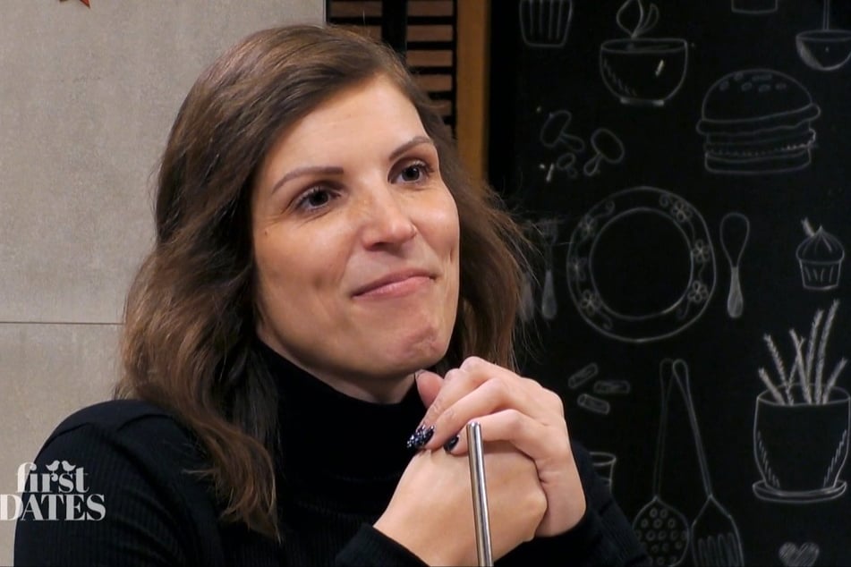 So richtig zünden die Sprüche des 34-Jährigen bei Madeleine nicht - zumindest augenscheinlich ...