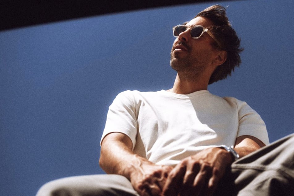 Max Giesinger bringt mit seinen Hits und neuen Songs Emotionen pur auf die Hauptbühne im Olympiapark.