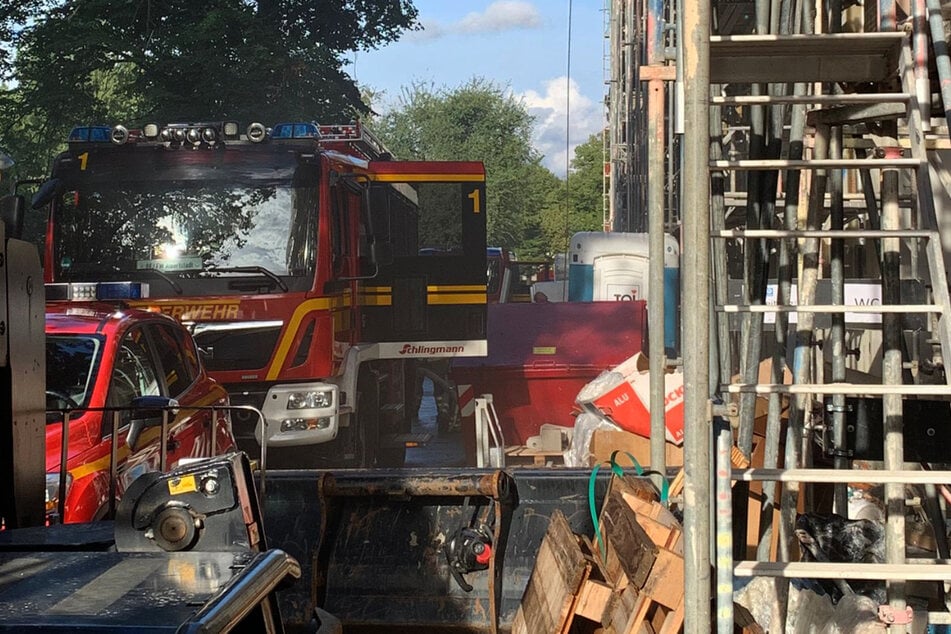 An einem im Bau befindlichen Gebäude auf der Theresienstraße war am Donnerstagnachmittag ein Feuer ausgebrochen.