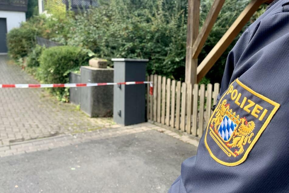 Vater (83) und Tochter (47) sterben nach Gewalteinwirkung: Obduktion gibt weitere Rätsel auf