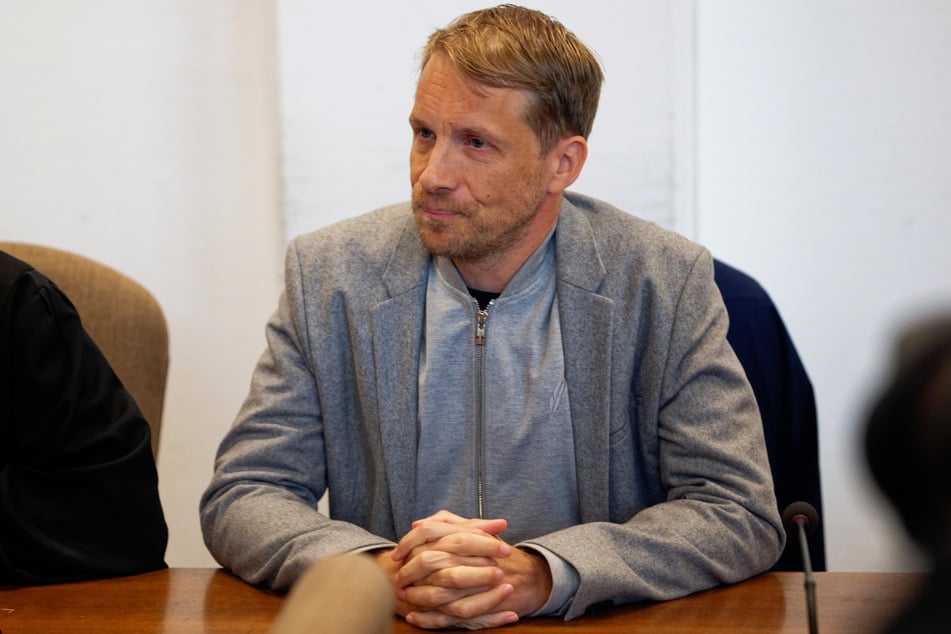 Kruzer Prozess: Oli Pocher (47) darf die Behauptungen über gekaufte Likes und Follower nicht mehr wiederholen.