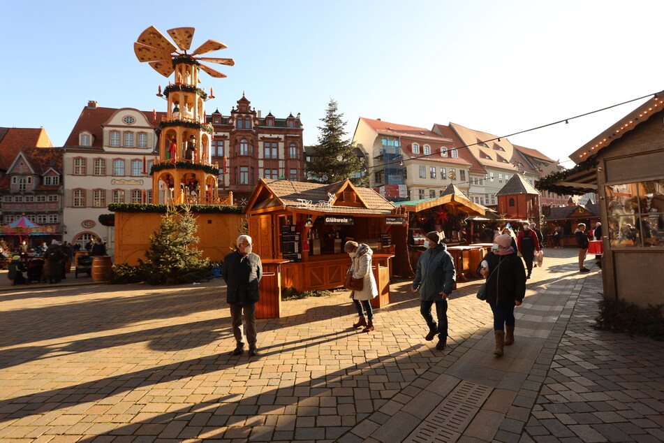Viele andere Märkte dicht: Tausende Gäste bei Quedlinburger Weihnachtsmarkt