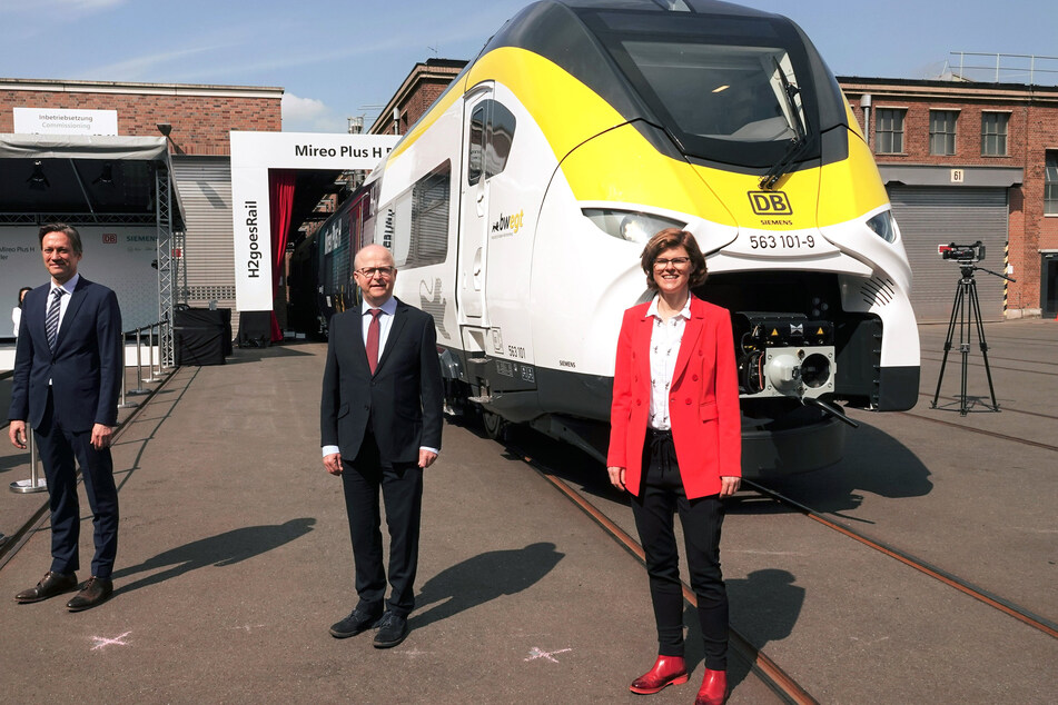 "H2goesRail": Deutsche Bahn und Siemens zeigen neuen Wasserstoffzug