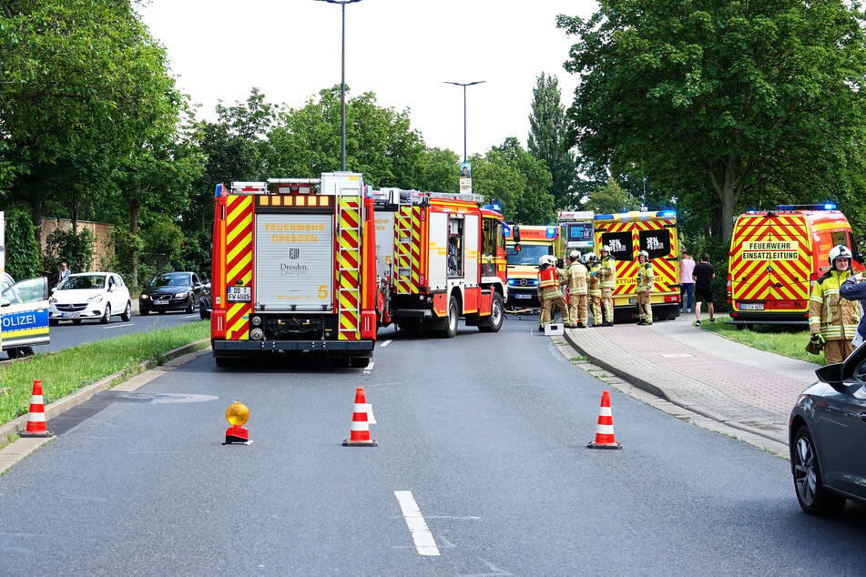 Die Dohnaer Straße war wegen dem Einsatz zeitweise gesperrt.