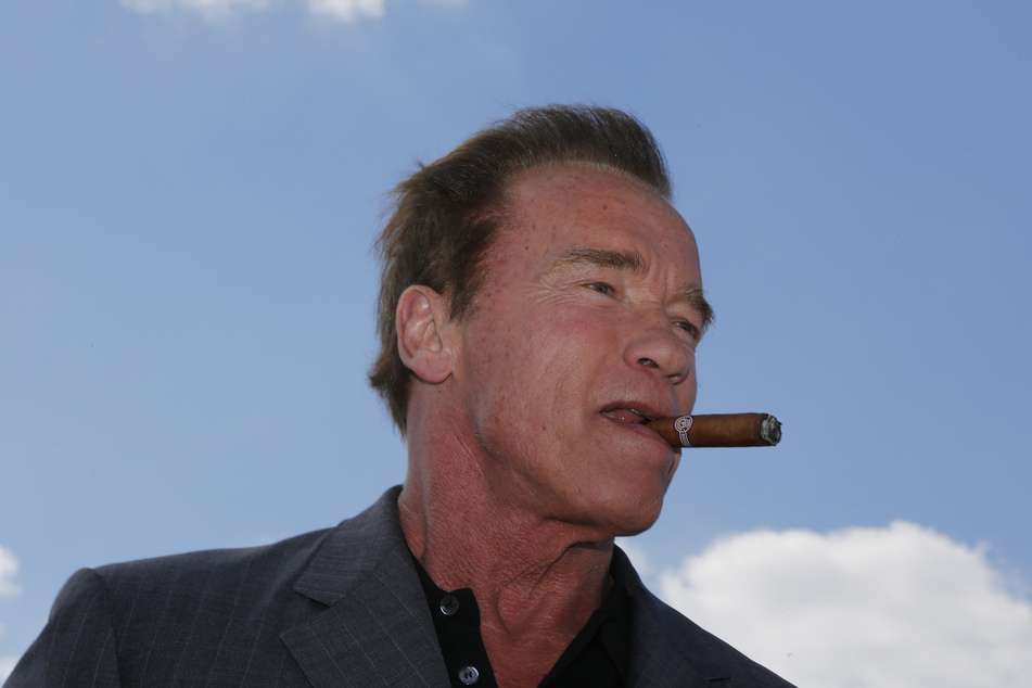 Arnold Schwarzenegger is returning to action with his first leading role in a streaming platform series, set to arrive on Netflix at the end of May.