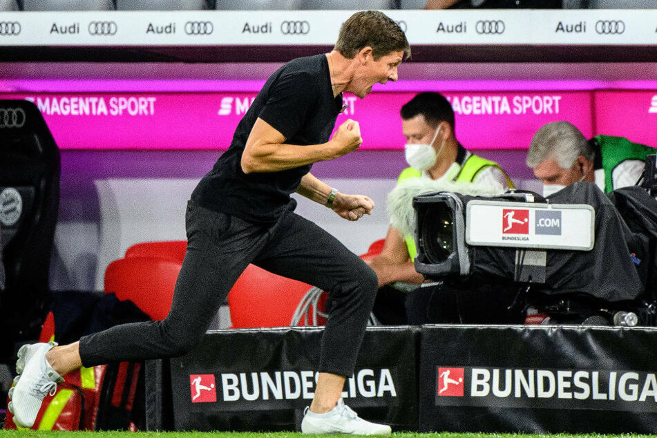 Emotion pur: Eintracht-Coach Oliver Glasner (47) nach dem Abpfiff beim Auswärtssieg in München