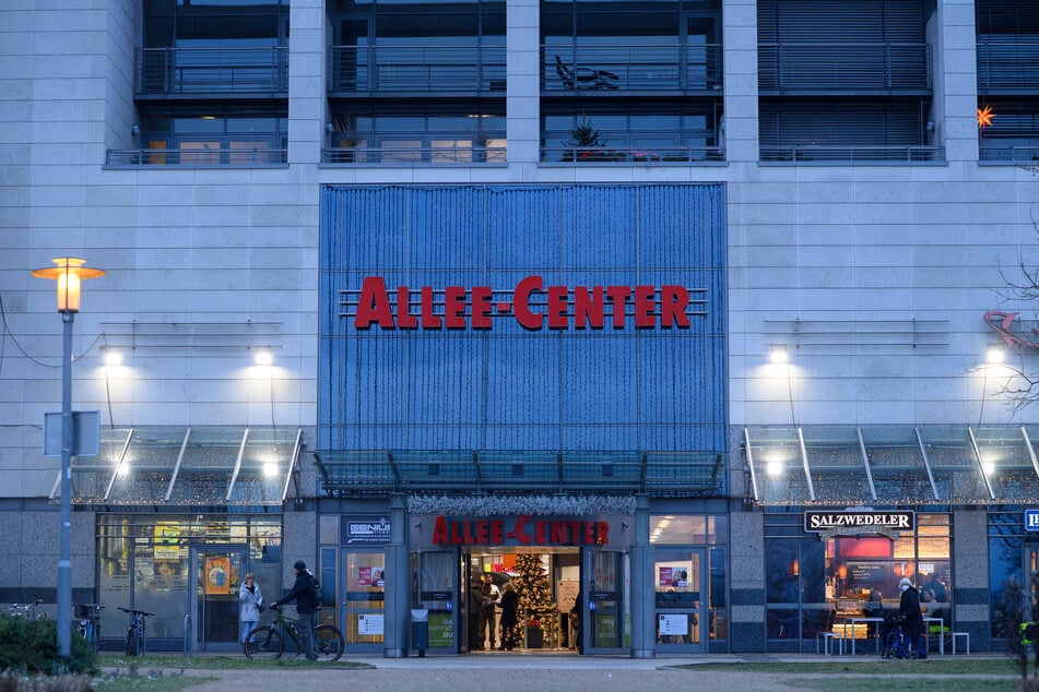 Das Allee-Center und seine zahlreichen Geschäfte laden an diesem Sonntag wieder zum Shoppen ein. (Archivbild)