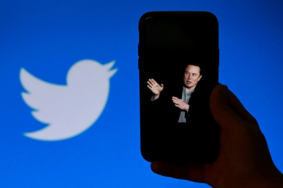 Elon Musk (51) muss bis Freitag den Kurznachrichtendienst Twitter übernommen haben.