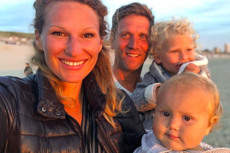 Janni Hönscheid (29) und ihr Ehemann Peer Kusmagk (44) wollen endlich wieder reisen.