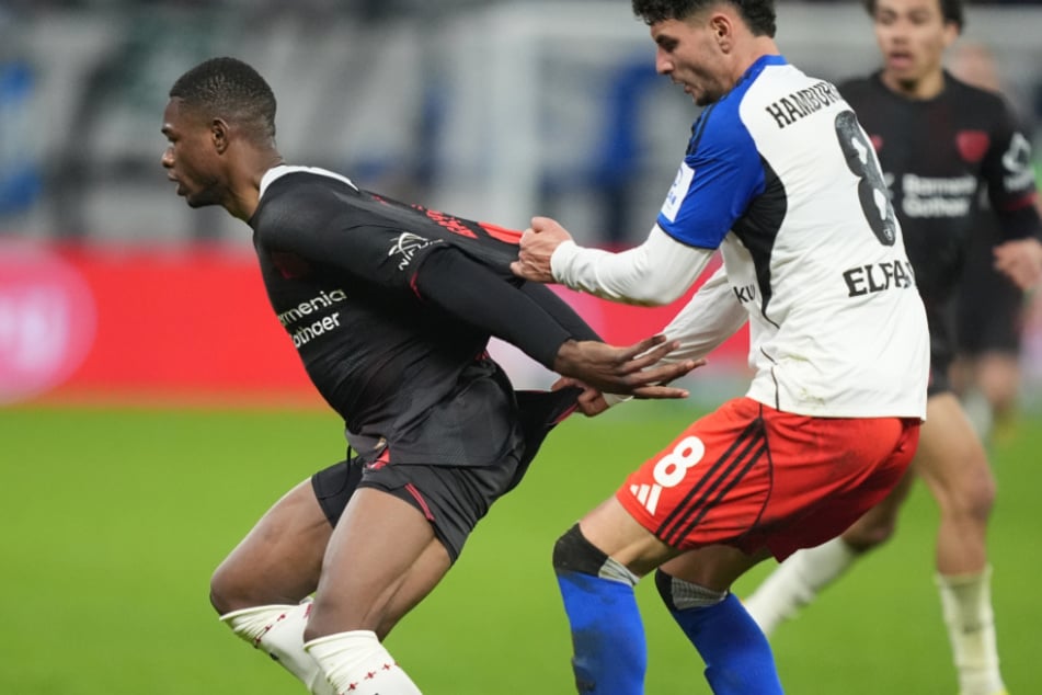 Bayers Youngster Christian Kofane (19, l.) erzielte unter der Woche den Siegtreffer gegen den Hamburger SV.