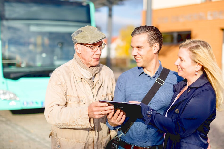 Wer seine Tickets digital nutzt, kann sogar noch beim Fahrpreis sparen.