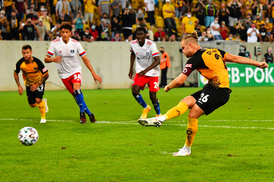 So war es Chefsache für den Kapitän. Sebastian Mai trat zum Elfmeter an und verwandelte ihn sicher - sein erstes Pflichtspieltor für Dynamo.