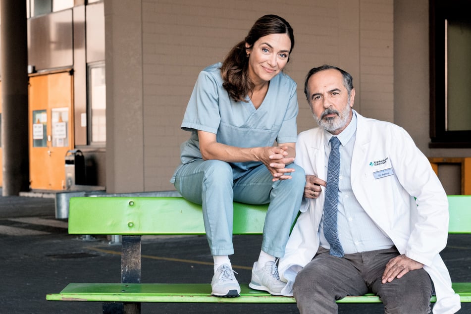 Julia Richter (55) und Merab Ninidze (59) standen vier Jahre als Dr. Barbara Forster und Dr. Ballouz vor der Kamera.