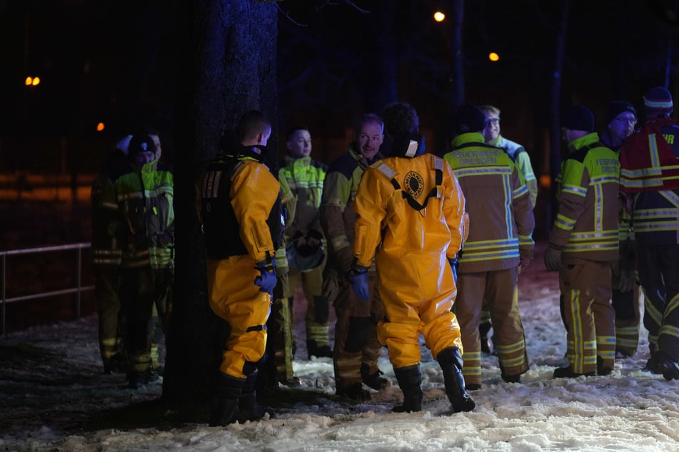 Die Einsatzkräfte konnten den Gestürzten aus seiner misslichen Lage befreien.