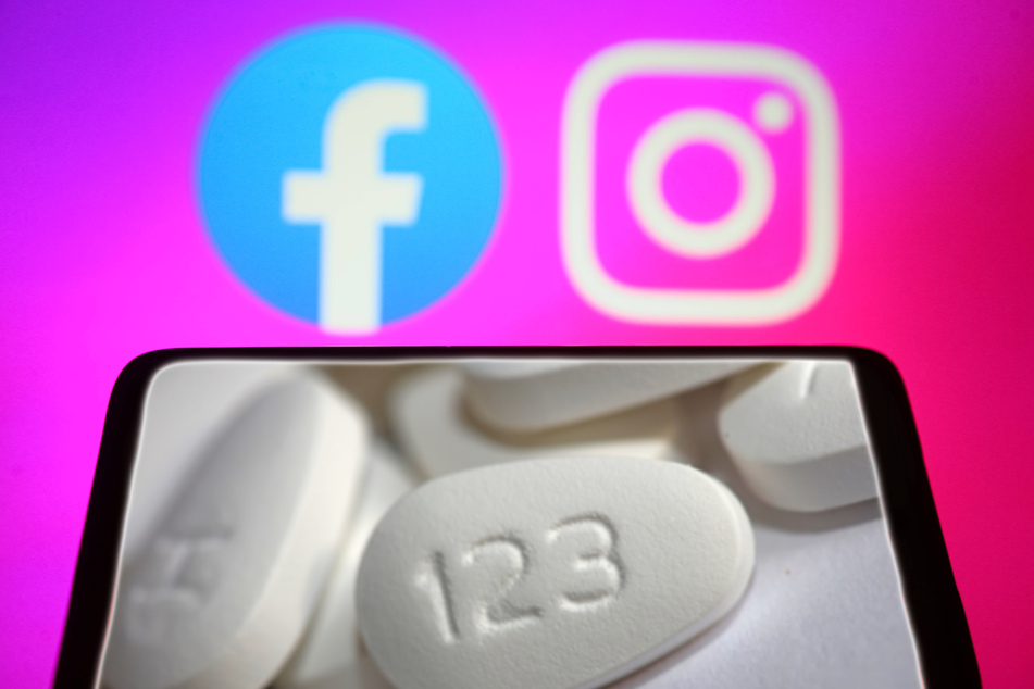 A letter signed by 19 members of Congress is asking Meta CEO Mark Zuckerberg to explain why ads pushing opioids and illegal drugs are popping up on Facebook and Instagram.