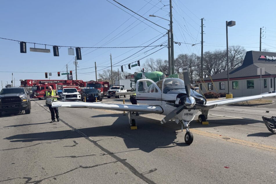 Bei dem Unglück kam es nur zu materiellen Schäden - die Höhe des Sachschadens ist bislang noch ungeklärt.