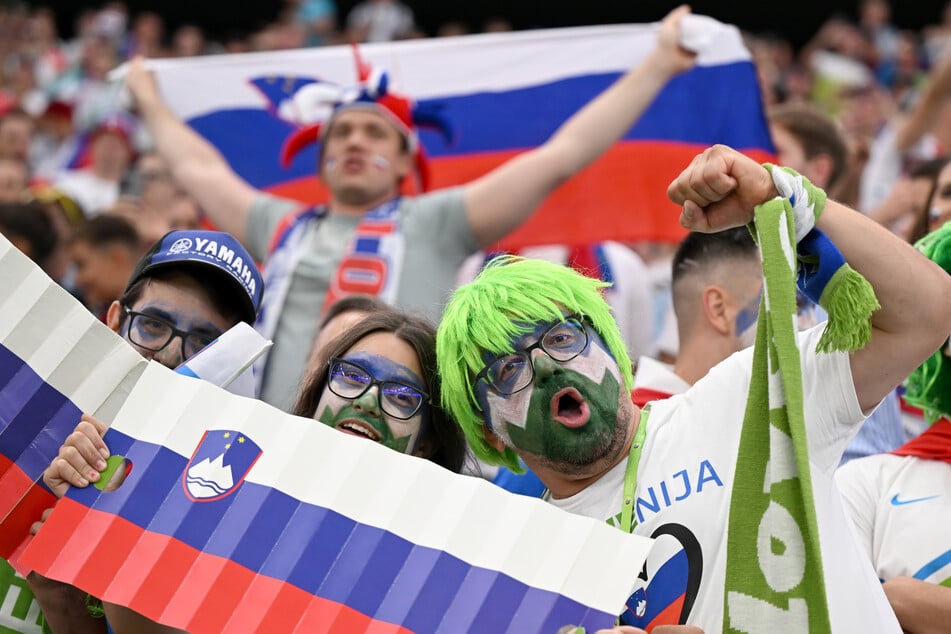 Die slowenischen Fans hoffen gegen Portugal auf die große Überraschung.