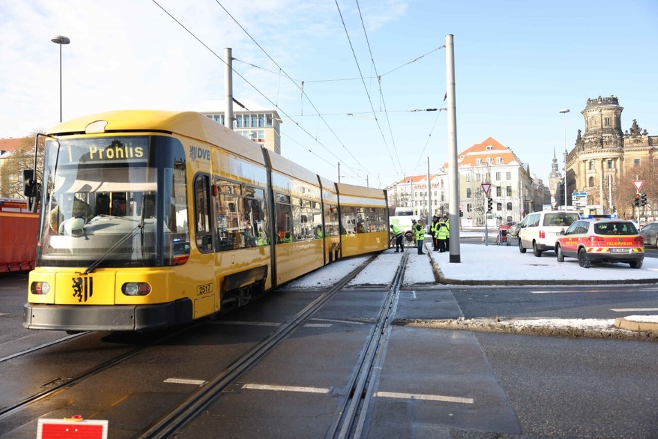 Das Eingleisen der Bahn dauerte fast zwei Stunden.