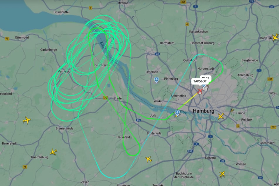 Die Maschine drehte westlich von Hamburg Kreise, um vor der Notlandung Kerosin zu verbrauchen.