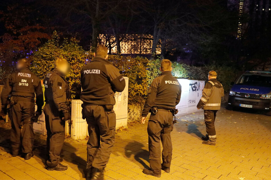 Stundenlange Drogenrazzia in Chemnitz: Am Donnerstag fanden die Beamten ein Drogendepot im Stadthallenpark (Archivbild).